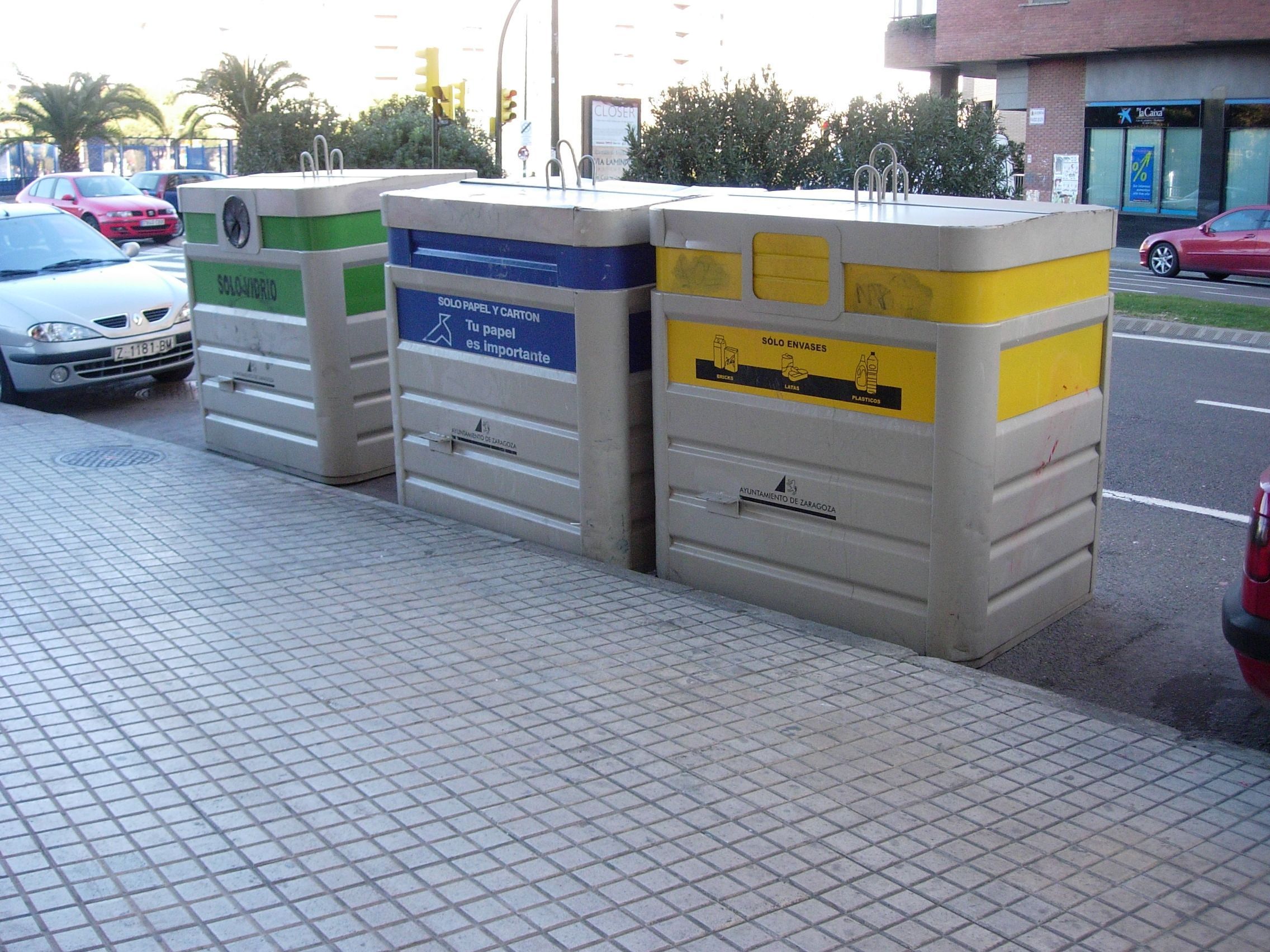 contenedores-reciclaje-ciudad